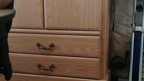 Helena and Tyson online show from 09-18-25, 06:10