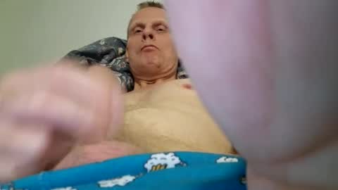Snapshot of u2232739082 chatting on 11-21-25, 04:05 u2232739082 online show from 11-21-25, 04:05