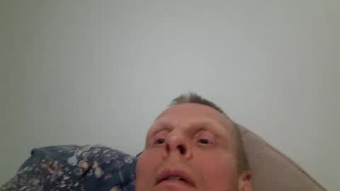 Snapshot of u2232739082 chatting on 11-23-25, 05:40 u2232739082 online show from 11-23-25, 05:40