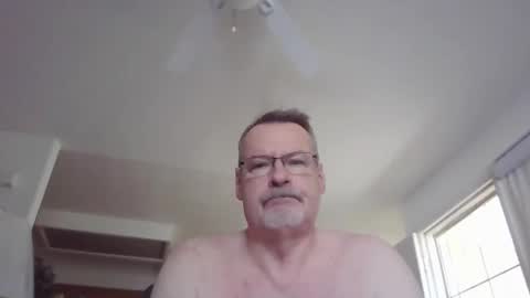 Snapshot of ubermann81 chatting on 03-23-26, 09:08 Ubes online show from 03-23-26, 09:08