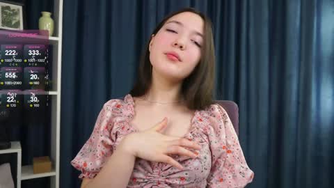 Lili online show from 01-30-25, 05:52