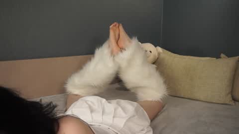 Lili online show from 02-01-25, 11:06