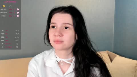 Lili online show from 02-06-25, 08:45