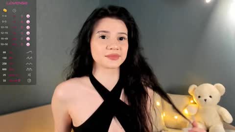 Lili online show from 02-09-25, 07:19