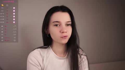 Lili online show from 02-18-25, 07:30