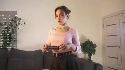 Lili online show from 01-12-26, 06:46