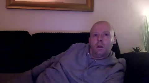 Snapshot of ukmatty3 chatting on 02-19-25, 01:51 ukmatty3 online show from 02-19-25, 01:51