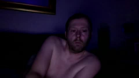 Snapshot of ukmatty3 chatting on 01-16-26, 05:06 ukmatty3 online show from 01-16-26, 05:06