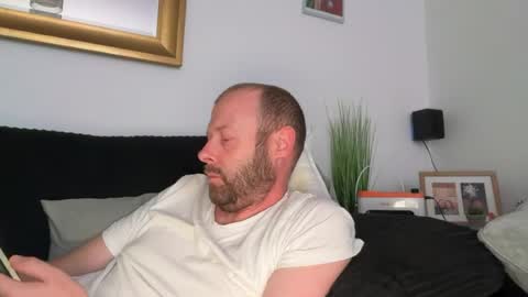 ukmatty3 online show from 07-12-26, 09:17