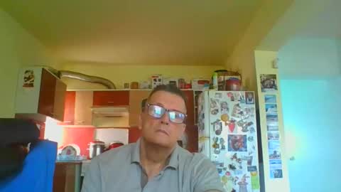 ulmeni4 online show from 05-08-26, 05:57