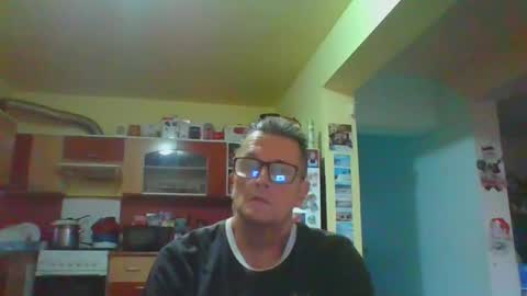 ulmeni4 online show from 05-25-26, 06:14