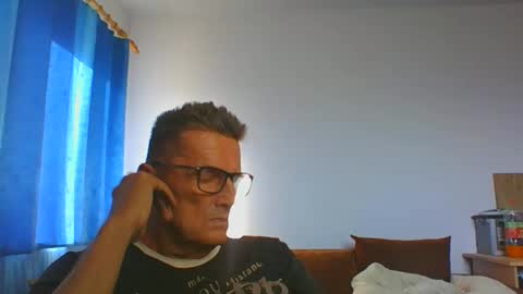 ulmeni4 online show from 05-28-26, 03:31