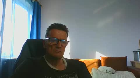 ulmeni4 online show from 06-03-26, 03:28