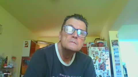 ulmeni4 online show from 06-07-26, 08:29