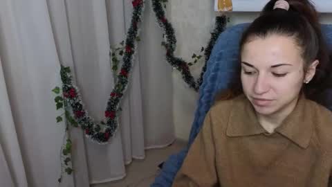 Ulyana online show from 01-12-26, 05:23