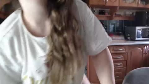 Snapshot of ulystar chatting on 03-19-26, 07:34 Ulyana online show from 03-19-26, 07:34