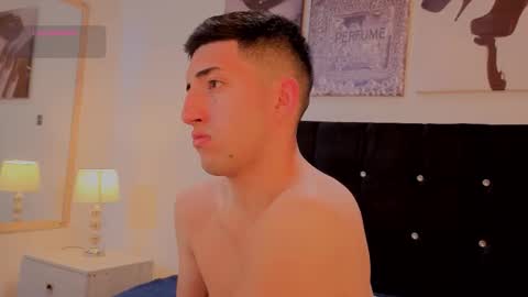 Snapshot of un_sluttyy chatting on 03-19-26, 11:14 un_sluttyy online show from 03-19-26, 11:14