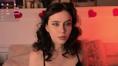 Una  online show from 02-08-26, 11:02