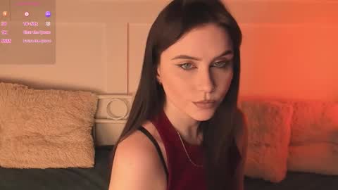 Una  online show from 02-26-26, 10:36