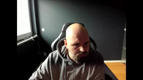 Uncle Bear online show from 03-12-25, 11:31