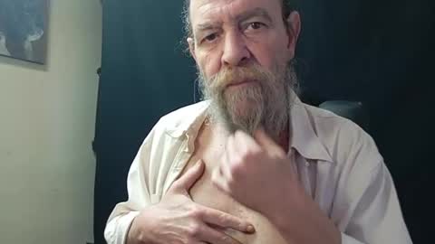 Uncle Hottie online show from 04-10-26, 04:55