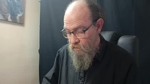 Uncle Hottie online show from 04-11-26, 05:28