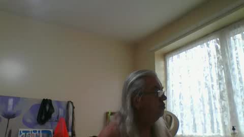 John online show from 10-19-25, 08:15