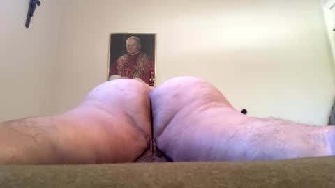 Hairy Sally online show from 09-11-25, 02:28