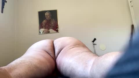 Hairy Sally online show from 11-22-25, 03:22