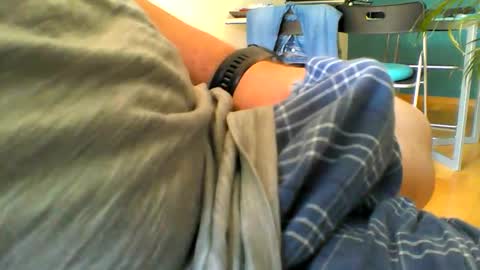 Snapshot of uncutboy82 chatting on 09-13-25, 09:53 uncutboy82 online show from 09-13-25, 09:53