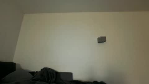 Tom online show from 12-17-25, 01:00