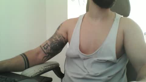 Snapshot of uncutedone7 chatting on 04-06-26, 11:33 YourDreamIfYouWant online show from 04-06-26, 11:33