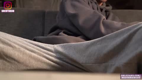 Mister Uncut online show from 10-12-25, 07:46