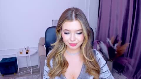 Alice online show from 02-18-25, 02:38