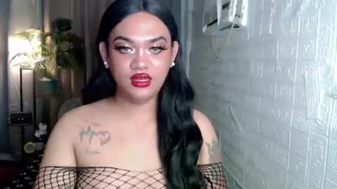 Bella Shamara Odett online show from 09-11-25, 11:43