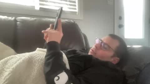 ungerisland online show from 12-30-24, 04:40