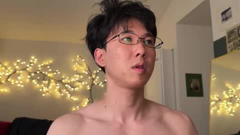 Snapshot of unhingedwang chatting on 09-15-25, 11:16 wang online show from 09-15-25, 11:16