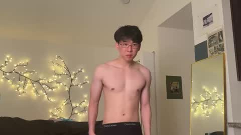 Snapshot of unhingedwang chatting on 09-27-25, 12:15 wang online show from 09-27-25, 12:15