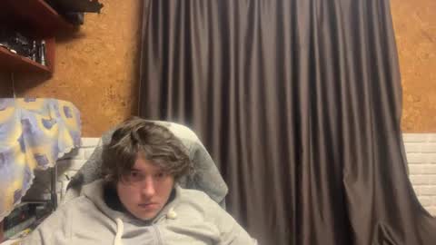 Snapshot of unholy_heat chatting on 04-14-26, 11:11 Anri online show from 04-14-26, 11:11