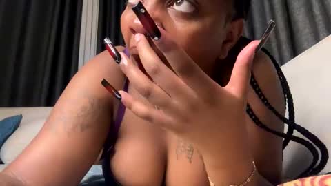 Unholybaddie online show from 03-10-25, 01:01