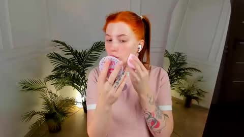 Call me Mira  thumbs up its make me happy online show from 01-11-26, 10:48