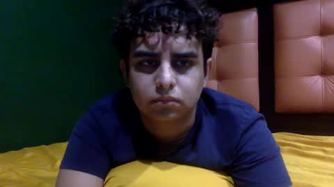 Thiago online show from 10-10-25, 05:39