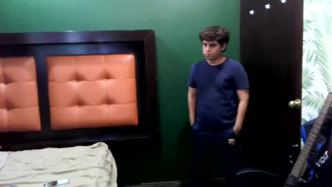 Thiago online show from 11-02-25, 09:06