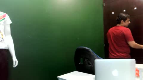 Thiago online show from 11-17-25, 04:24