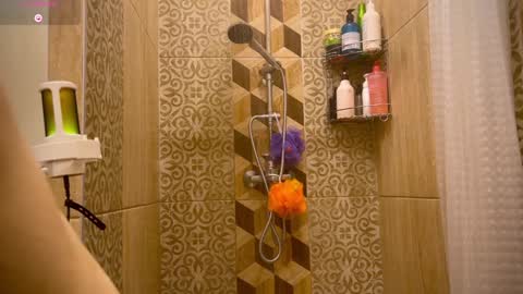 UnnaBella online show from 01-28-25, 11:07