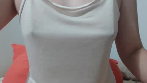 Snapshot of unpenetrated chatting on 01-08-25, 09:00 unny online show from 01-08-25, 09:00