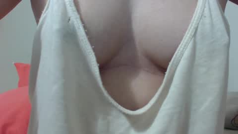 Snapshot of unpenetrated chatting on 01-23-25, 10:11 unny online show from 01-23-25, 10:11