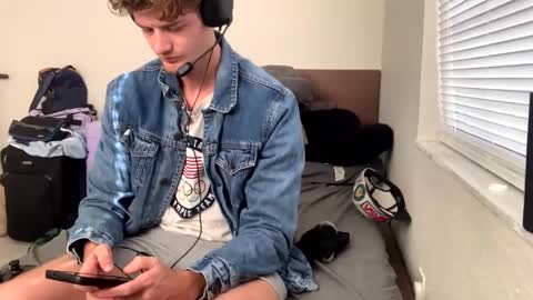 Stepbro online show from 01-02-25, 08:24