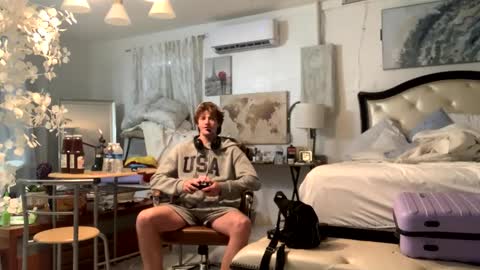Stepbro online show from 02-03-25, 01:08