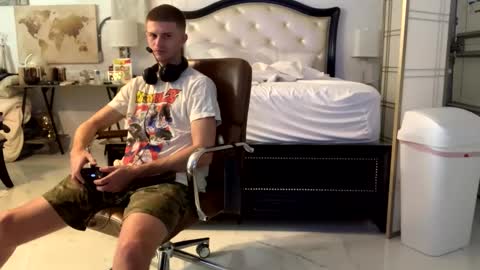 Stepbro online show from 02-09-25, 09:06